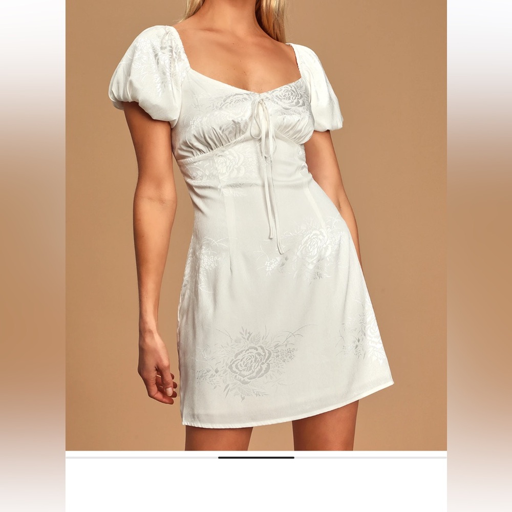 Lulu's Ivory Floral Patterned Dress